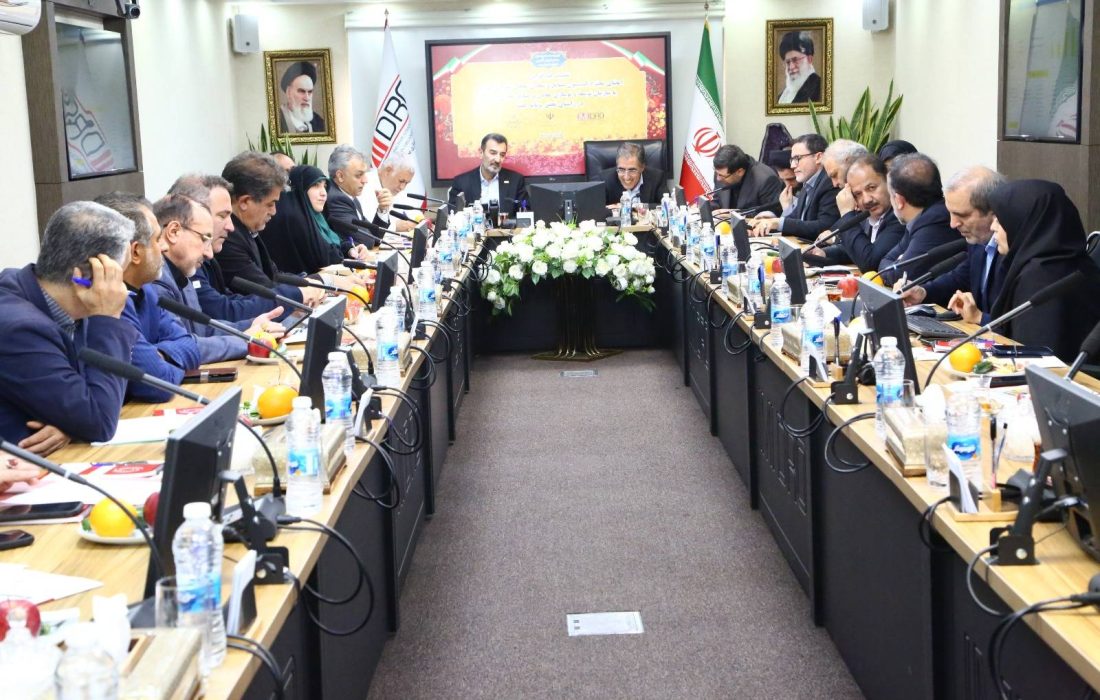 خلوصی: رشد ۱۳ درصدی بخش معدن؛ نیازمند ۳۰ میلیارد دلار سرمایه گذاری است / تاکید بر برگشت وجوه حاصل از واگذاری سهام به ایمیدرو‌