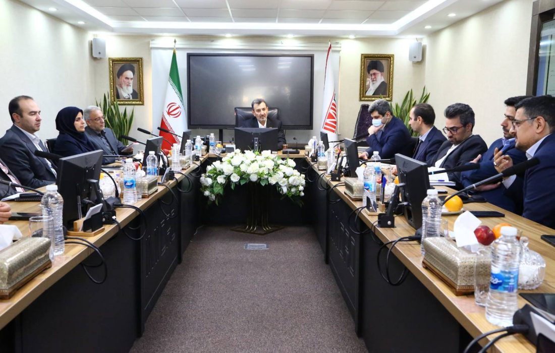 سمیعی نژاد: برنامه تشکیل کارگروه ایمیدرو و بورس کالای ایران با هدف جذب سرمایه از طریق بورس کالا
