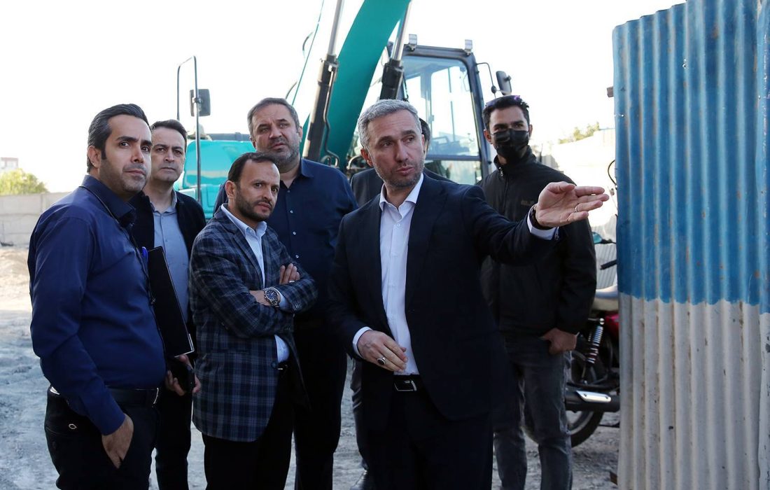 بیش از ۷ هزار و ۵۷۵ متر خط‌کشی محوری در منطقه ۵؛اقدامات گسترده خط‌کشی و ایمن سازی معابر