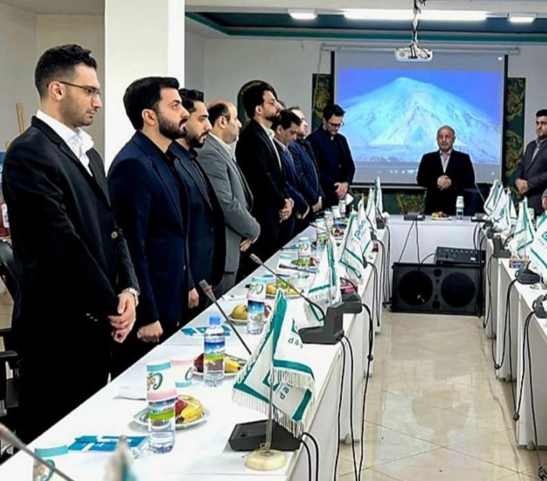 توسعه پایدار در بستر تحول دیجیتال سیاست شرکت بیمه دی در سال ۱۴۰۵