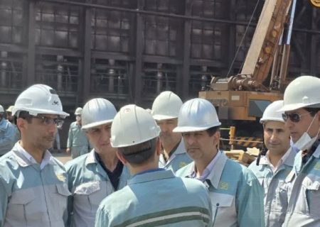حضور میدانی مدیرعامل گروه فولاد مبارکه در بخش‌های مختلف تولید
