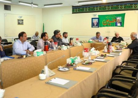 نشست مشترک شهردار منطقه ۱۲ با دبیرکل جامعه انجمن‌های اسلامی اصناف و بازار تهران برگزار شد