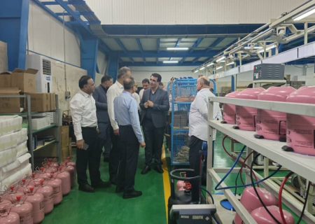 بازدید مدیران ارشد بانک صنعت و معدن از شرکت زمهریر کیش