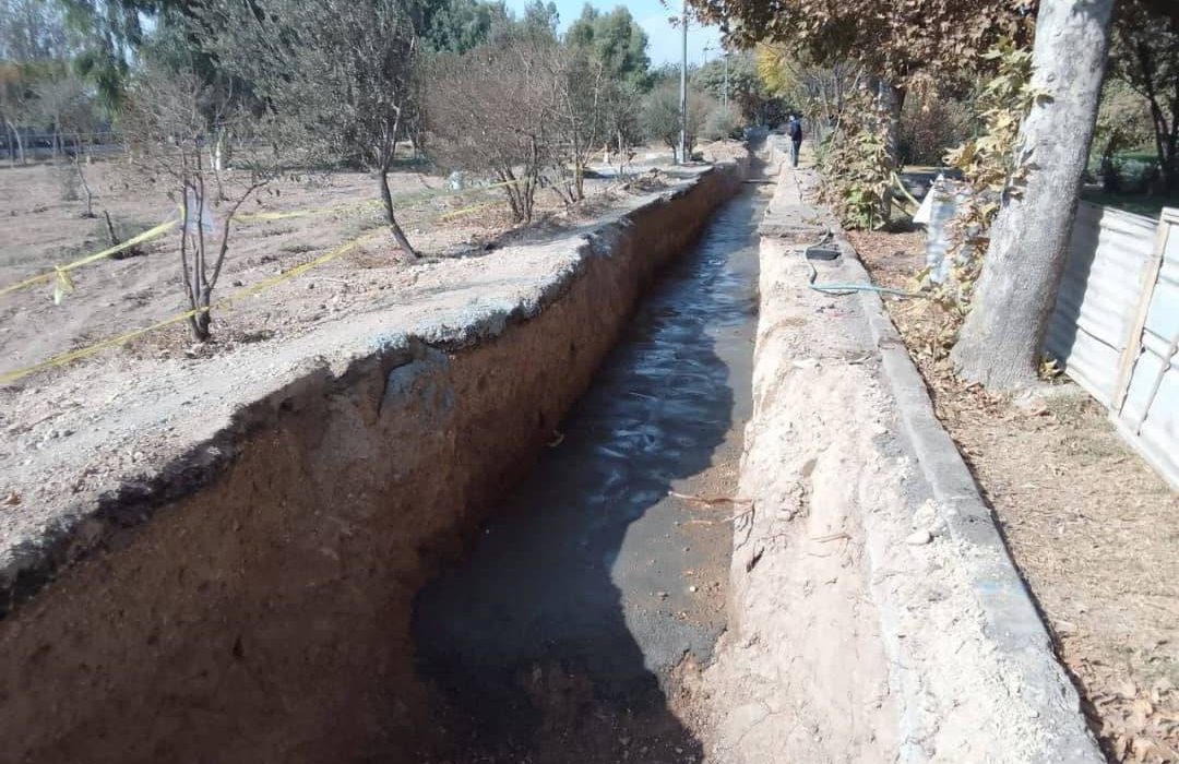 تقویت شبکه آب‌های سطحی با بازسازی ۲۲۰۰ متر کانال در منطقه ۱۹/ افزایش ۶۰ درصدی ظرفیت انتقال آب کانال بوستان شقایق