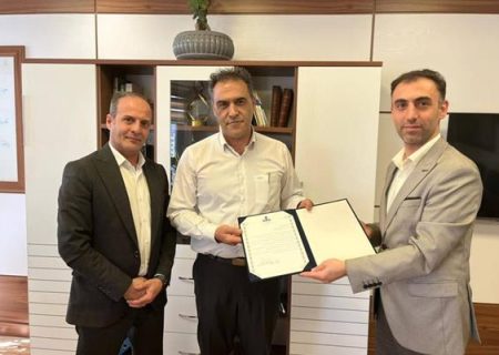 تقدیر دبیر مسئولیت اجتماعی صنعت پتروشیمی از شریفی