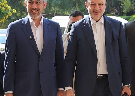 سفر وزیر اقتصاد با همراهی رضا مسرور به منطقه آزاد ارس