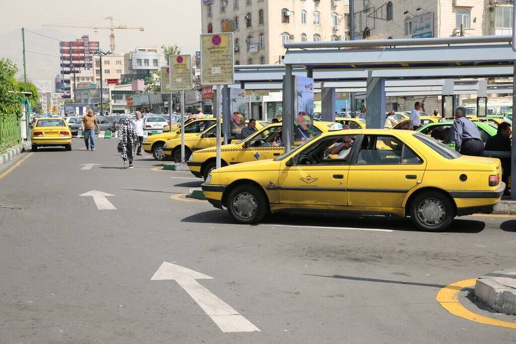 اولین پایانه تاکسی خورشیدی در غرب تهران افتتاح می شود
