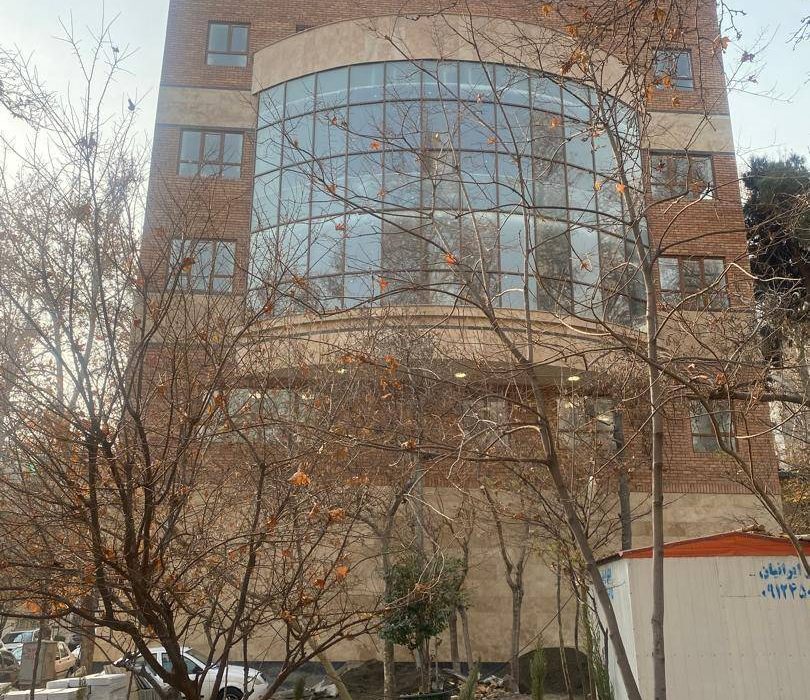 ساختمان جدید سرای محله باغ فردوس وارد فاز نهایی محوطه‌سازی شد