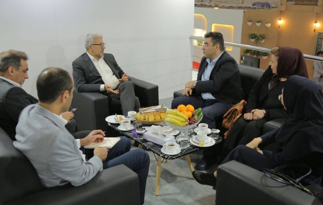کیش اکسپو؛ غرفه پربازدید گروه اقتصادنوین در روز نخست