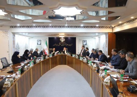 بررسی مسائل گمرکی مناطق آزاد در نشست مشترک دبیر شورای‌عالی و رئیس‌کل گمرک ایران