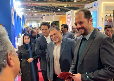 بازدید مدیران ارشد وزارت صمت از غرفه شرکت آهن و فولاد ارفع