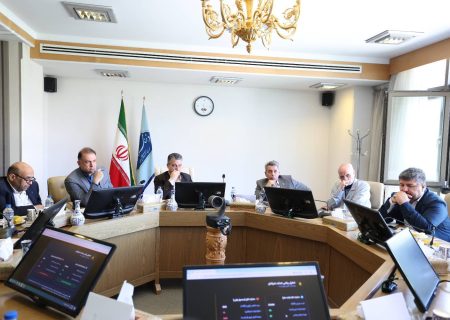 نشست مدیرعامل شرکت ملی مس و مدیران هلدینگ میدکو برگزار شد