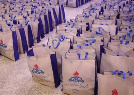 اهدای ۱۰۰ بسته معیشتی به خانواده‌های کم‌برخوردار روستاهای اطراف پالایشگاه