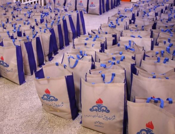 اهدای ۱۰۰ بسته معیشتی به خانوادههای کمبرخوردار روستاهای اطراف پالایشگاه