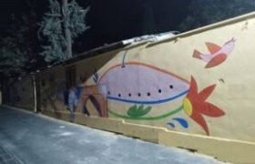 بازآفرینی بصری جداره امامزاده عینعلی زینعلی با ترکیب رنگ و هنر/ نقش هنر بر جداره امامزاده عینعلی زینعلی