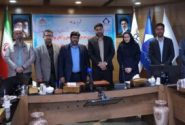 مرکز تحقیقات یزد و گروه تامین و فرآوری مواد معدنی فولاد مبارکه تفاهم نامه امضا کردند