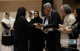 توسعه اقتصاد هنر باید به استقلال هنرمندان از نهادهای دولتی منجر شود